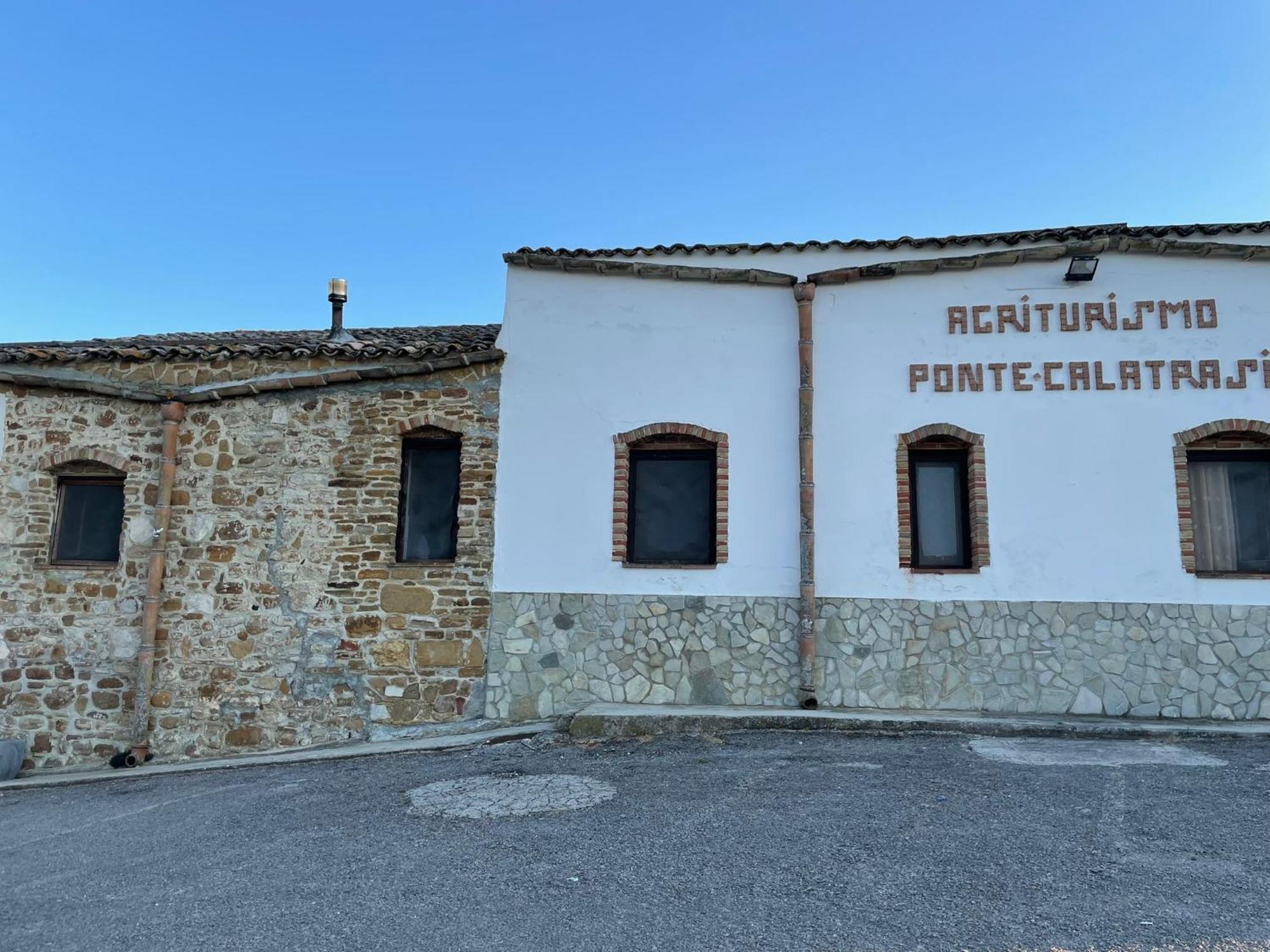 Ponte Calatrasi Agriturismo Roccamena المظهر الخارجي الصورة